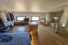 
                                                                                        Location
                                                                                         Duplex Mer Endoume