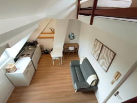 
                                                                                        Location
                                                                                         DUPLEX MEUBLÉ AVEC PARKING