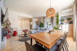
                                                                                        Vente
                                                                                         Duplex Penthouse à La Quinta
