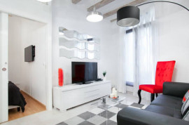 
                                                                                        Location
                                                                                         Elégant Appartement F3 Meublé sur Paris-75015