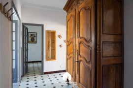 
                                                                                        Location
                                                                                         Elégant Mermoz