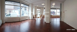 
                                                                                        Location
                                                                                         Emplacement n° 1 : Boutique d'Angle 170m²