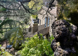 
                                                                                        Vente
                                                                                         En Ardèche Mas de Caractère sur 13 Ha
