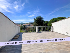 Vente
En exclusivité appartement F3 rénové avec terrasse