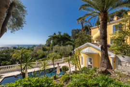 
                                                                                        Vente
                                                                                         EN VENTE VILLA NICE - TERRAIN - PISCINE - VUE MER