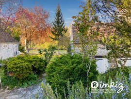 
                                                                                        Vente
                                                                                         Ensemble de 2 corps de ferme, piscine