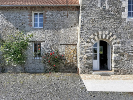 
                                                                                        Vente
                                                                                         entre ST LO et ISIGNY