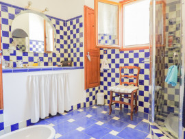 Vente
Entrecasteaux, villa avec piscine et dépendances