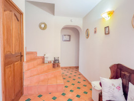 Vente
Entrecasteaux, villa avec piscine et dépendances