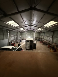 
                                                                                        Vente
                                                                                         Entrepôt 318m² + terrain à Peujard (33240)