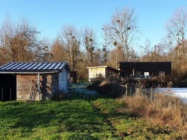 
                                                                                        Vente
                                                                                         ETANG AVEC CHALETS PROCHE ABBEVILLE SOMME