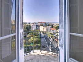 
                                                                                        Location
                                                                                         Exceptionnel appartement bourgeois sur Cimiez