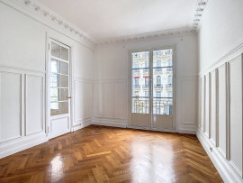 
                                                                                        Location
                                                                                         Exceptionnel appartement bourgeois sur Cimiez
