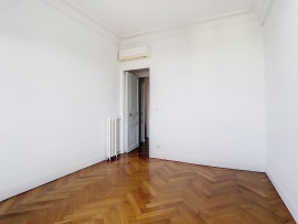 
                                                                                        Location
                                                                                         Exceptionnel appartement bourgeois sur Cimiez