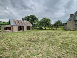 
                                                                                        Vente
                                                                                         EXCLU - Maison d'habitation avec dépendances 