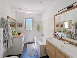 
                                                                                        Vente
                                                                                         EXCLUSIF !!! Maison de ville 3/4P individuelle de 88,96m² secteu