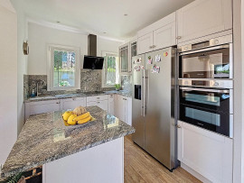 
                                                                                        Vente
                                                                                         EXCLUSIF !!! Maison de ville 3/4P individuelle de 88,96m² secteu