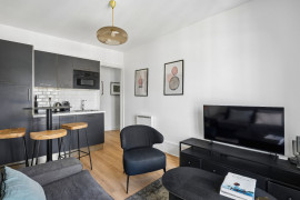 
                                                                                        Vente
                                                                                         EXCLUSIVITE - 2 P rénové - Lamarck Caulaincourt