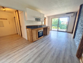 
                                                                                        Location
                                                                                         EXCLUSIVITE ANTIBES - STUDIO AVEC COIN NUIT  AVEC PARKING ET CAVE