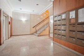 
                                                                                        Vente
                                                                                         Exclusivité Appartement 3 P Versailles Château