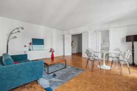 
                                                                                        Vente
                                                                                         Exclusivité- Grand 4 Pièces- Versailles Château