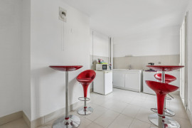 
                                                                                        Vente
                                                                                         Exclusivité Appartement 4 pièces - Versailles