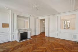 
                                                                                        Vente
                                                                                         EXCLUSIVITÉ – Appartement 5 pièces - Pl de Clichy