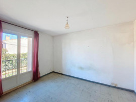 
                                                                                        Vente
                                                                                         Exclusivité - Avignon extra muros - Maison 4 pièces, 2 chambres - terrain de 650m² , véranda et garage