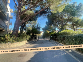 
                                                                                        Vente
                                                                                         EXCLUSIVITE - Fréjus-Plage - Appartement 3 pièces - 60m2 - Terrasse - Parking