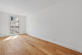 
                                                                                        Vente
                                                                                         EXCLUSIVITE - Grand T3 Rénové - VERSAILLES CHATEAU