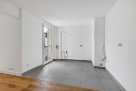 
                                                                                        Vente
                                                                                         EXCLUSIVITE - Grand T3 Rénové - VERSAILLES CHATEAU