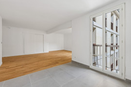
                                                                                        Vente
                                                                                         EXCLUSIVITE - Grand T3 Rénové - VERSAILLES CHATEAU