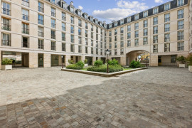 
                                                                                        Vente
                                                                                         EXCLUSIVITE - Grand T3 Rénové - VERSAILLES CHATEAU