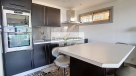 
                                                                                        Location
                                                                                         EXCLUSIVITE Location meublée à l'année - ANTIBES 3 PIECES MEUBLE