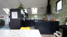
                                                                                        Vente
                                                                                         EXCLUSIVITE - MONTREUIL - APPARTEMENT 6 PIECES