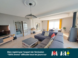 
                                                                                        Vente
                                                                                         EXCLUSIVITE - FAMILIALE DANS LE BOURG