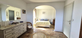 
                                                                                        Vente
                                                                                         EXCLUSIVITE, Saint-Laurent-du-Var villa 4/5 pièces avec piscine