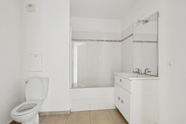 
                                                                                        Vente
                                                                                         Exclusivité - Studio (modulable en 2 pièces)