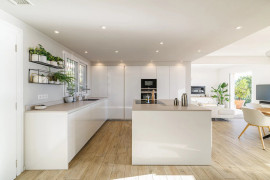 Vente
EZE BORD DE MER APPARTEMENT 4P VUE MER