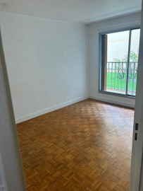 
                                                                                        Location
                                                                                         F1 25m2 avec parking