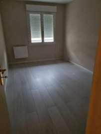 
                                                                                        Location
                                                                                         F2 dans résidence de standing