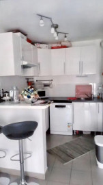 
                                                                                        Location
                                                                                         F2 dans une résidence sécurisée