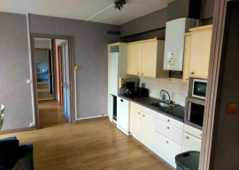 
                                                                                        Location
                                                                                         F2 meublé 52m² très bon état secteur observatoire