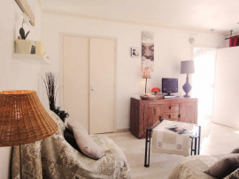 
                                                                                        Location
                                                                                         F2 MEUBLE PROCHE COMMERCES 10 MN CANNES & SOPHIA