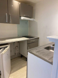 
                                                                                        Location
                                                                                         F2 proche fac de droit