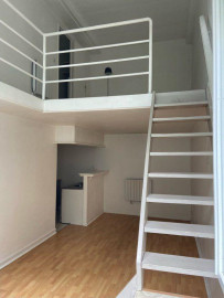 
                                                                                        Location
                                                                                         F2 proche fac de droit