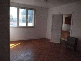 
                                                                                        Location
                                                                                         F2 quartier Gare