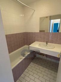 
                                                                                        Location
                                                                                         F3 A LOUER SECTEUR PLACE DES VOSGES-HOPITAL CENTRAL