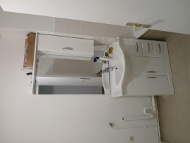 
                                                                                        Location
                                                                                         F3 lumineuse + cuisine equipee + cave + Garage