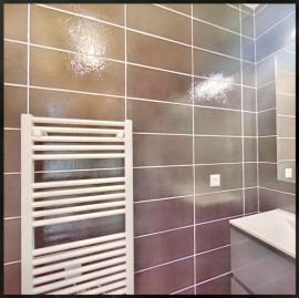 
                                                                                        Location
                                                                                         F4 avec vue panoramique sur la Défense